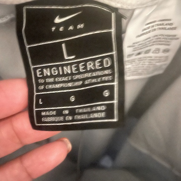 Nike Team Engineered Women’s (Size Large) Lightweight Knit Gray Softball Pants - Picture 4 of 7